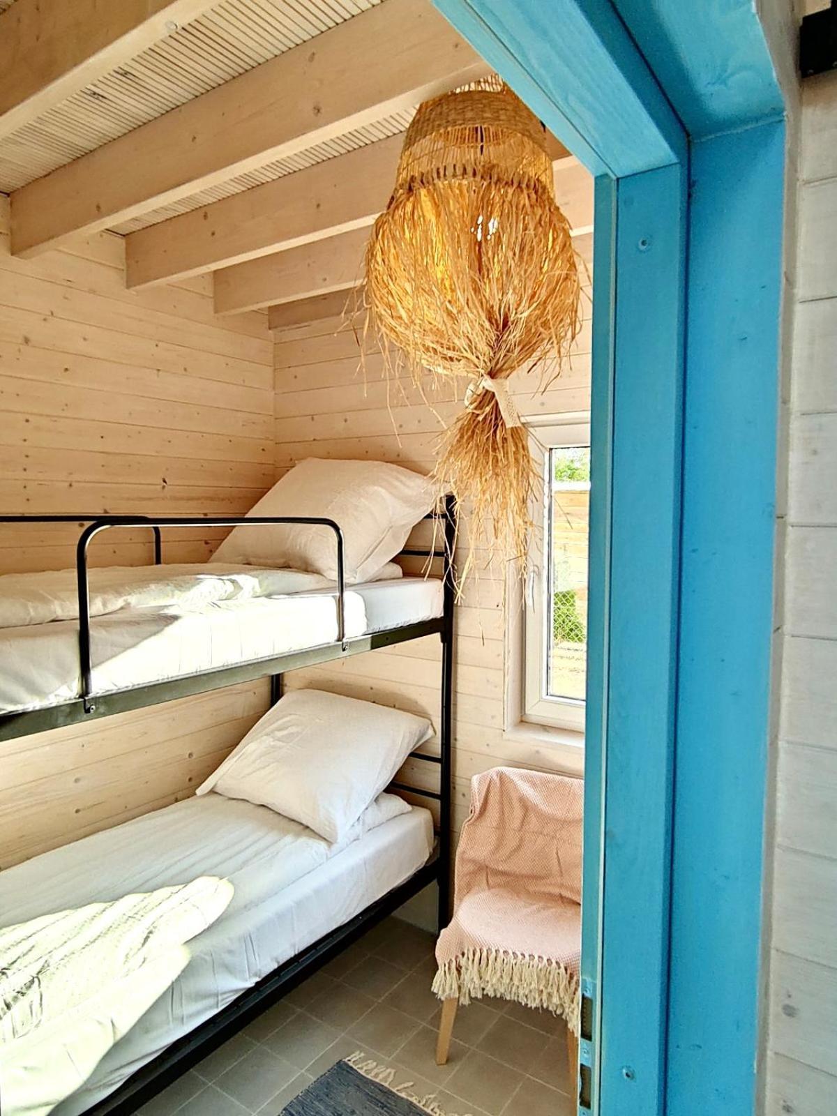 Lulu Holiday Resort Domki Z Podgrzewanym Basenem Мєлно Екстер'єр фото