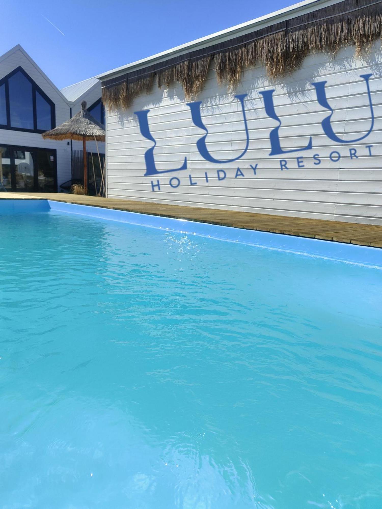 Lulu Holiday Resort Domki Z Podgrzewanym Basenem Мєлно Екстер'єр фото